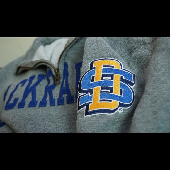 VINTAGE SOUTH DAKOTA STATE JANSPORT COLLAR JACKET - Picture 2 of 5